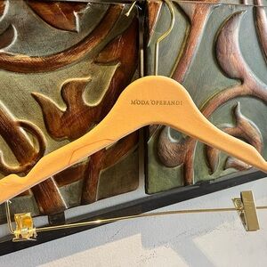 Moda Operandi Wooden Hanger with Gold Clips